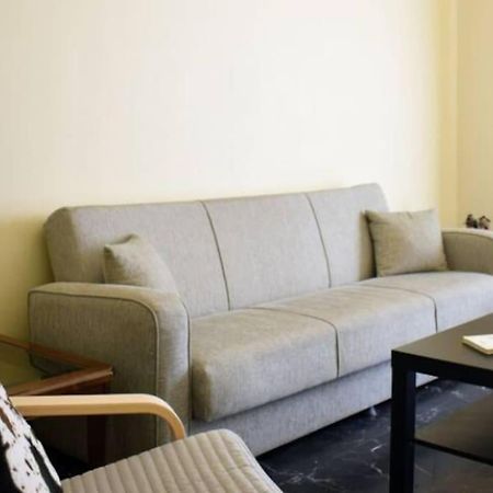 Marble Cool 2-Bedroom Down Town Yard House Kíssamos Esterno foto