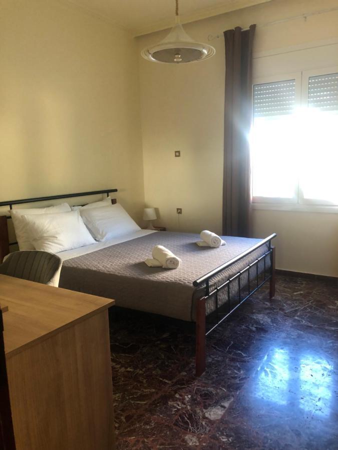 Marble Cool 2-Bedroom Down Town Yard House Kíssamos Esterno foto